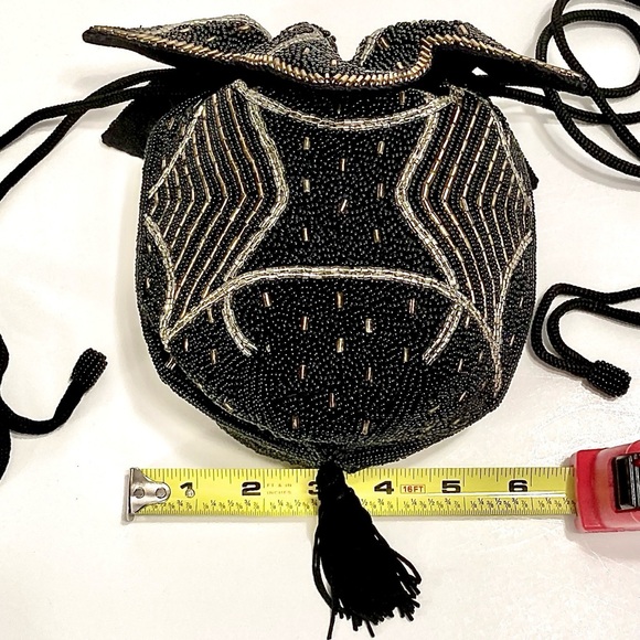 Spring Sale🌼 Art Deco tasseled beaded petal opening drawstring party bag - Picture 6 of 9